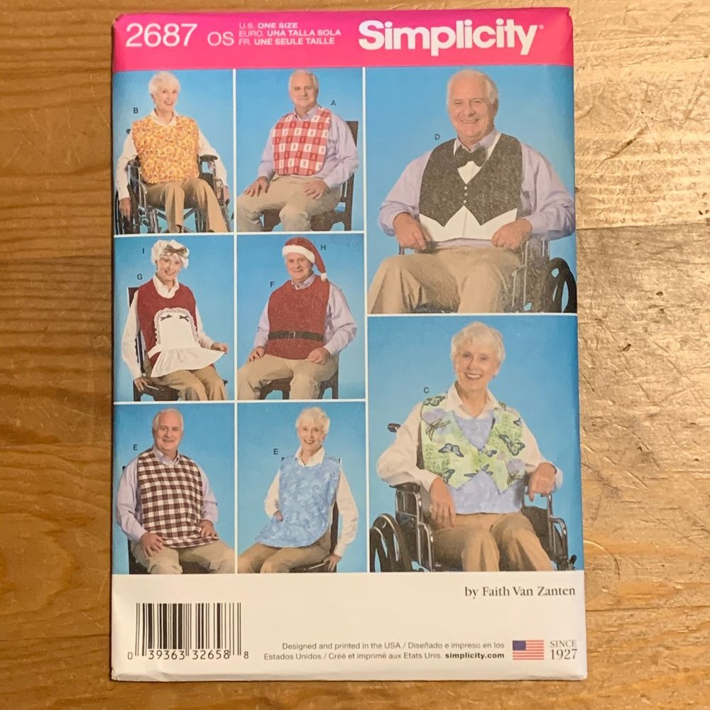 Simplicity 2687 Adult clothing protector uncut